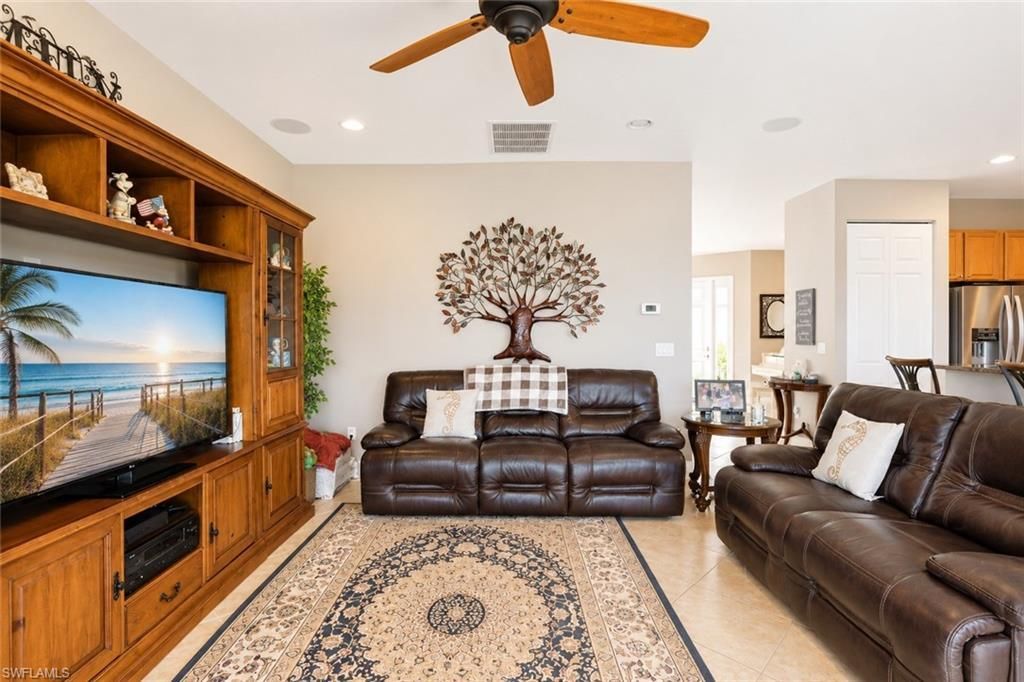 10471 Winged Elm Ln, Fort Myers, FL 33913 Photo