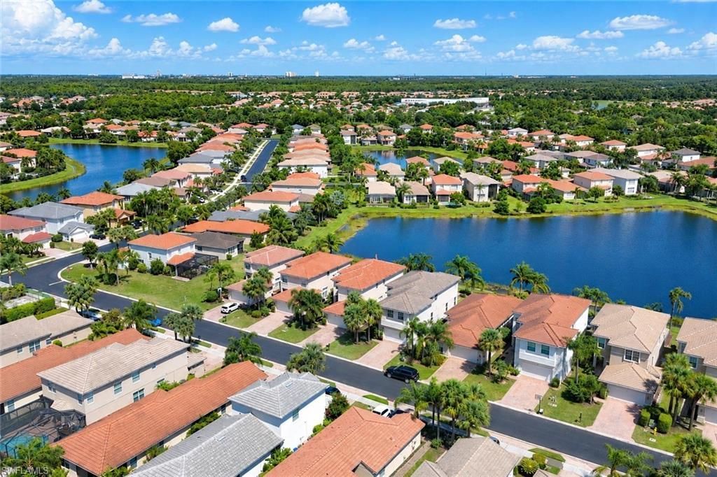 10471 Winged Elm Ln, Fort Myers, FL 33913 Photo