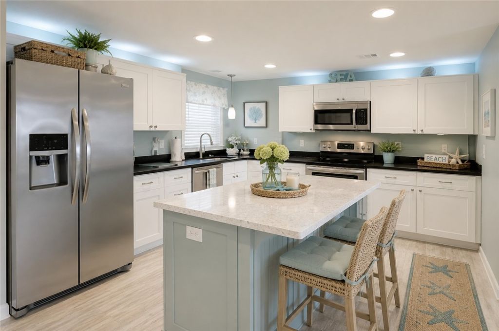 700 Periwinkle Circle, Barefoot Bay, FL 32976 Photo