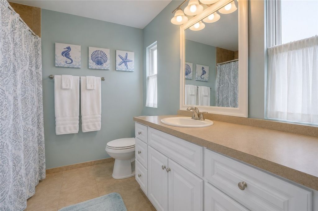 700 Periwinkle Circle, Barefoot Bay, FL 32976 Photo