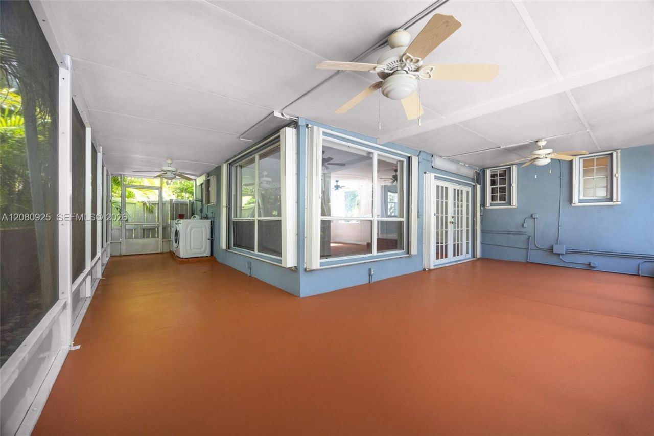 5960 SW 46th Ter , Miami, FL 33155 Photo