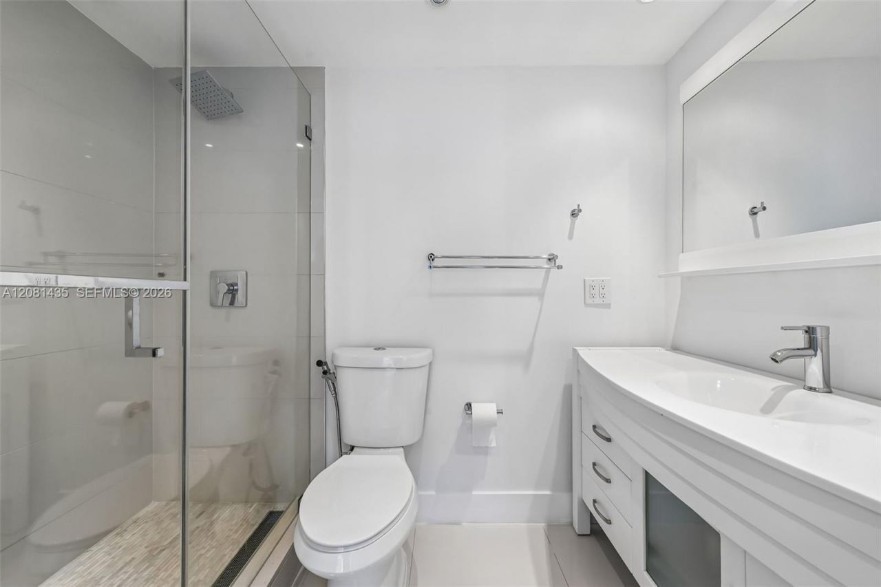 200 SE 15th Rd , Unit 9I, Miami, FL 33129 Photo