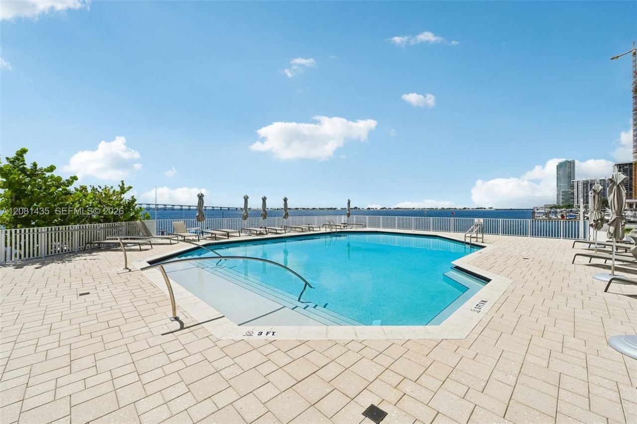 200 SE 15th Rd , Unit 9I, Miami, FL 33129 Photo
