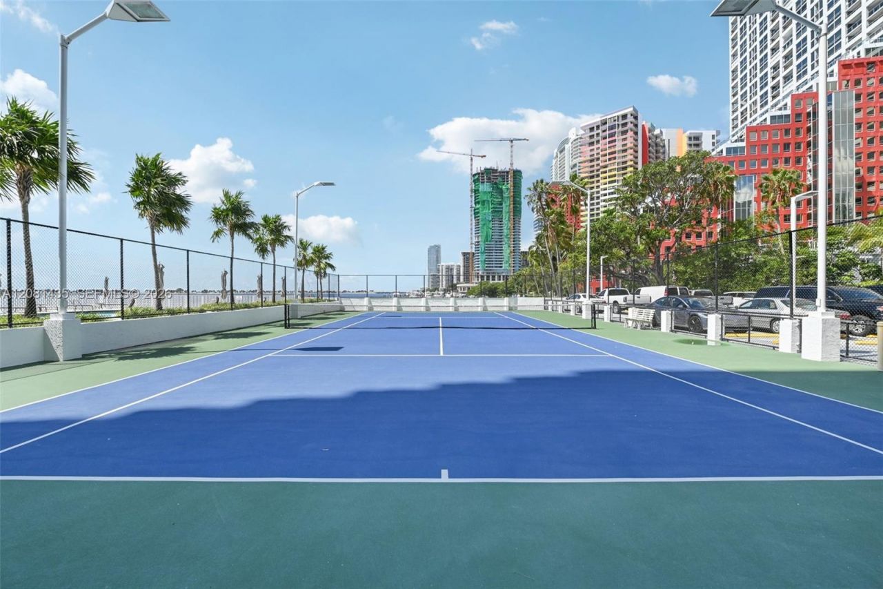 200 SE 15th Rd , Unit 9I, Miami, FL 33129 Photo