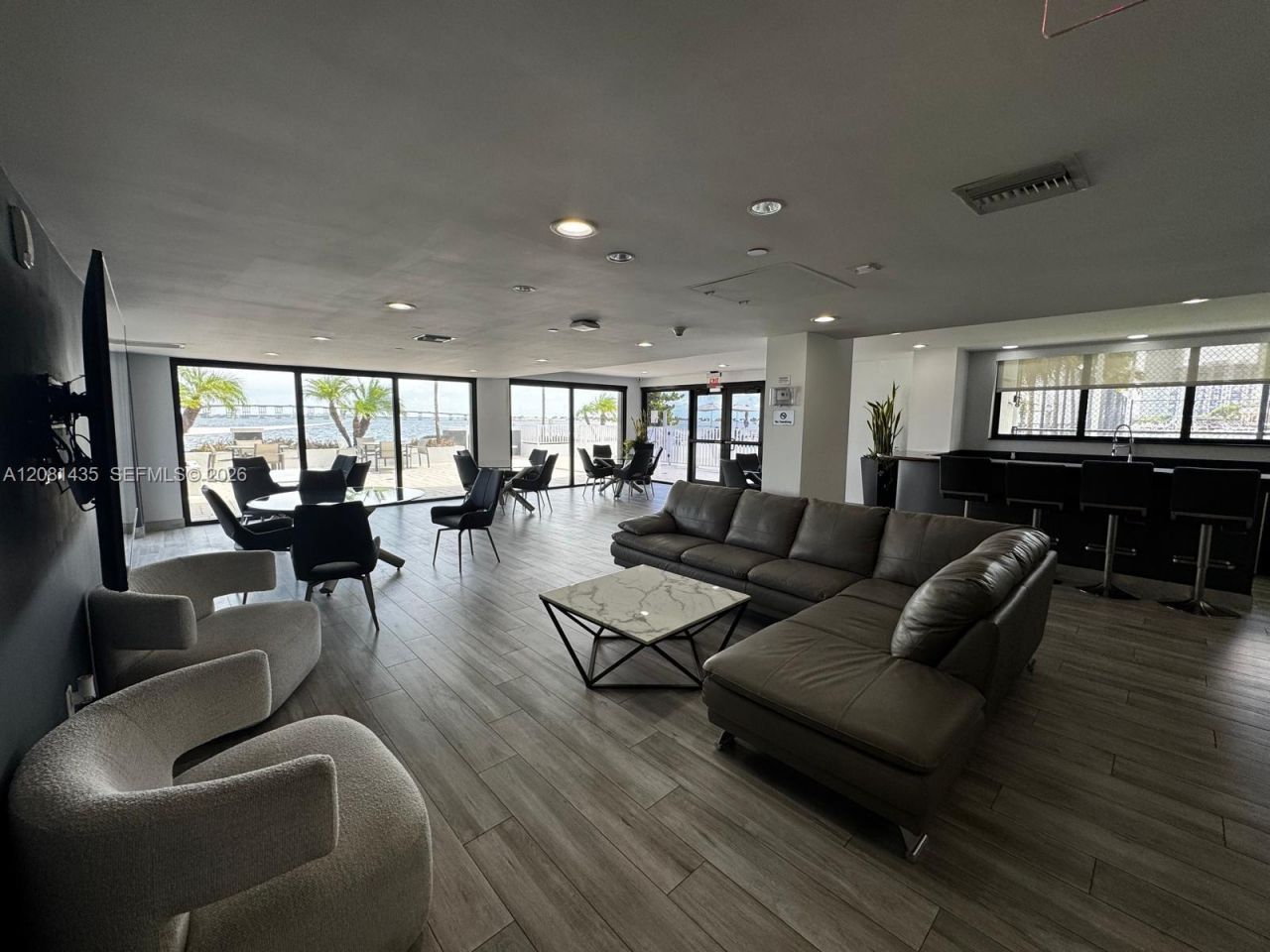 200 SE 15th Rd , Unit 9I, Miami, FL 33129 Photo