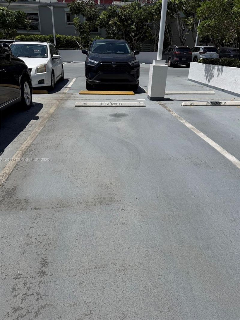 200 SE 15th Rd , Unit 9I, Miami, FL 33129 Photo