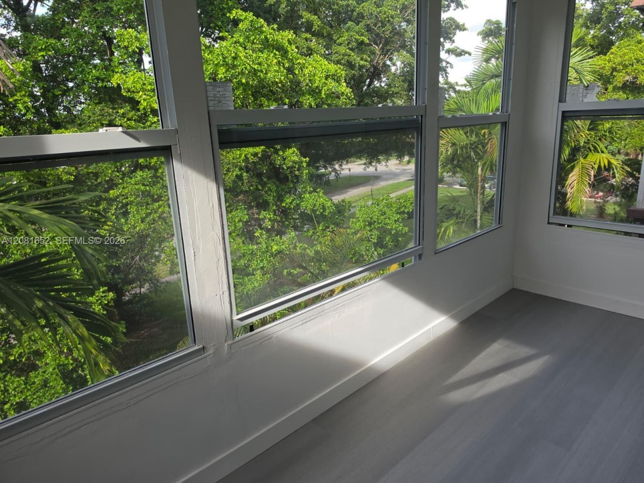 7300 NW 17th St, Unit 408, Plantation, FL 33313 Photo