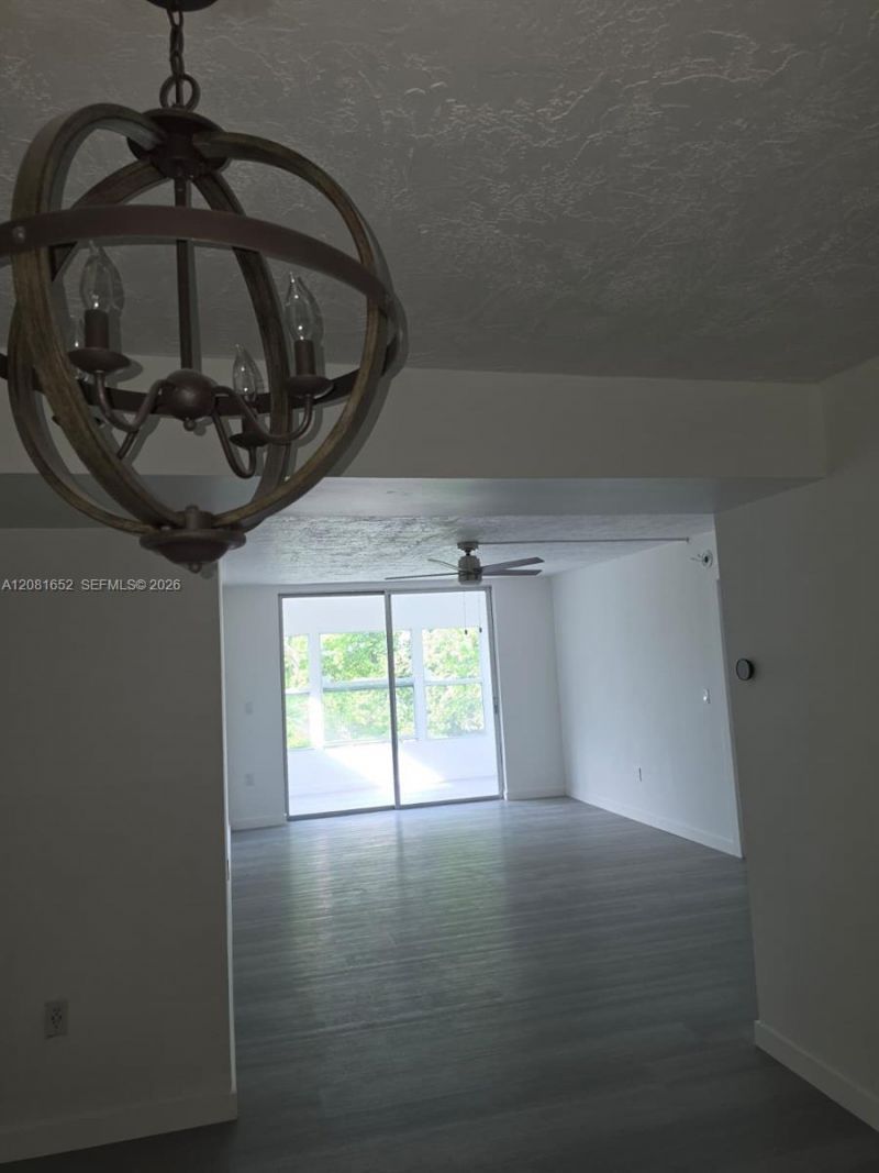7300 NW 17th St, Unit 408, Plantation, FL 33313 Photo