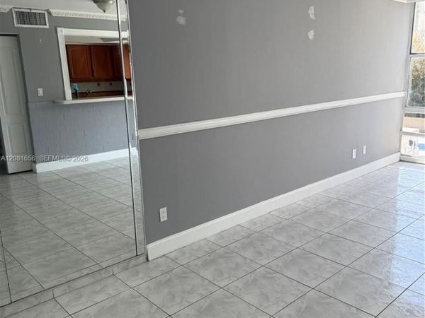 210 172 ST, Unit 326, Sunny Isles Beach, FL 33160