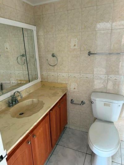 210 172 St, Unit 326, Sunny Isles Beach, FL 33160 Photo