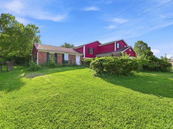 6200 Benzing Drive, Fairfield, OH 45014