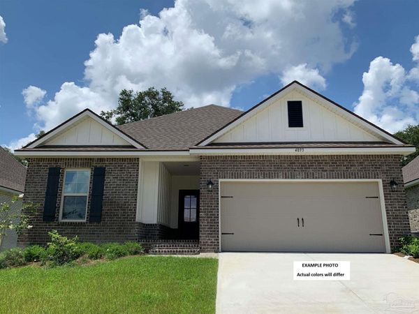 5153 Sugarloaf St, Pace, FL 32571