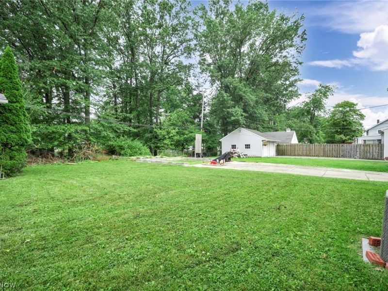 454 E 270th Street, Euclid, OH 44132 Photo 37