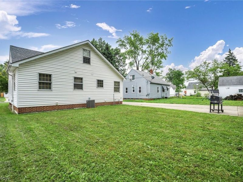 454 E 270th Street, Euclid, OH 44132 Photo 39