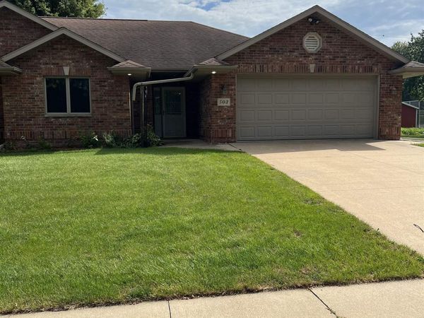 503 SW Edwards Street, Epworth, IA 52045