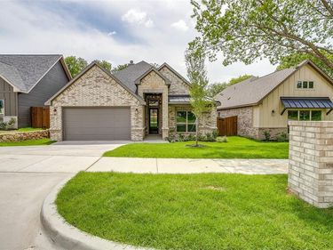 3221 NW 25th Street, Fort Worth, TX 76106