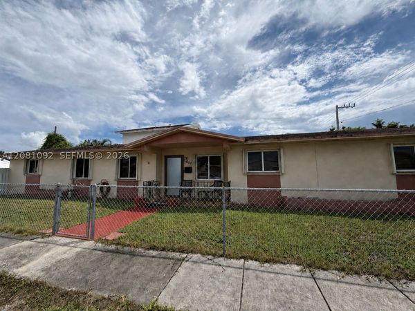 400 E 57th , Hialeah, FL 33013