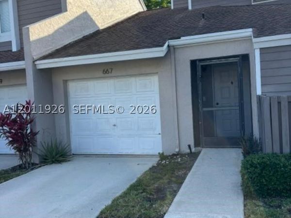 667 Woodgate , Unit B, Sunrise, FL 33326