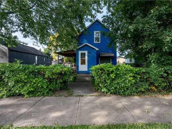 220 W Howard Avenue , Keewatin, MN 55753