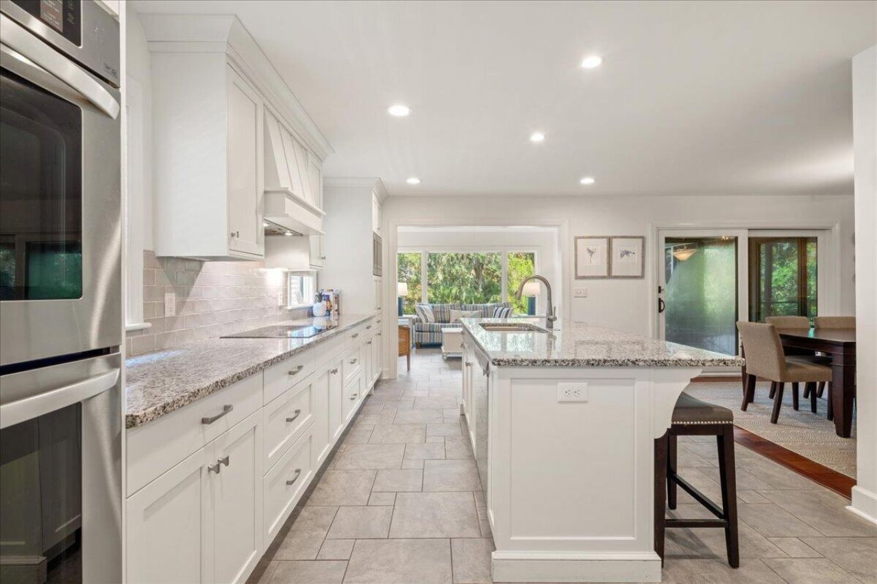 404 Amaranth Road Photo 21