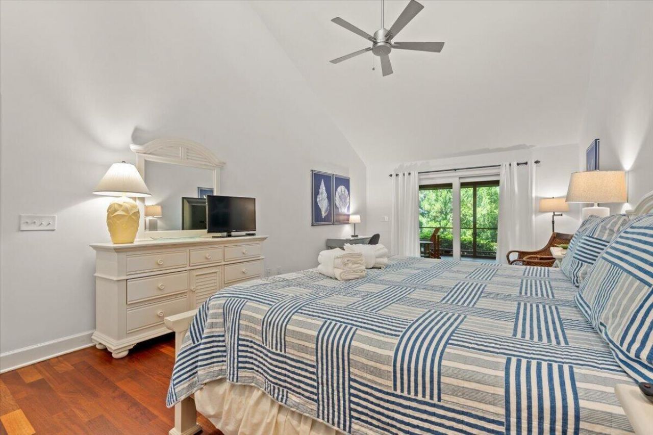 404 Amaranth Road Photo 30