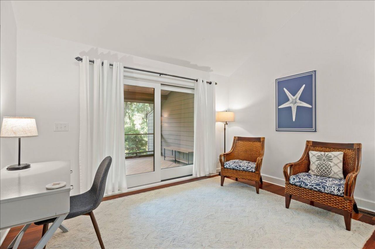 404 Amaranth Road Photo 31