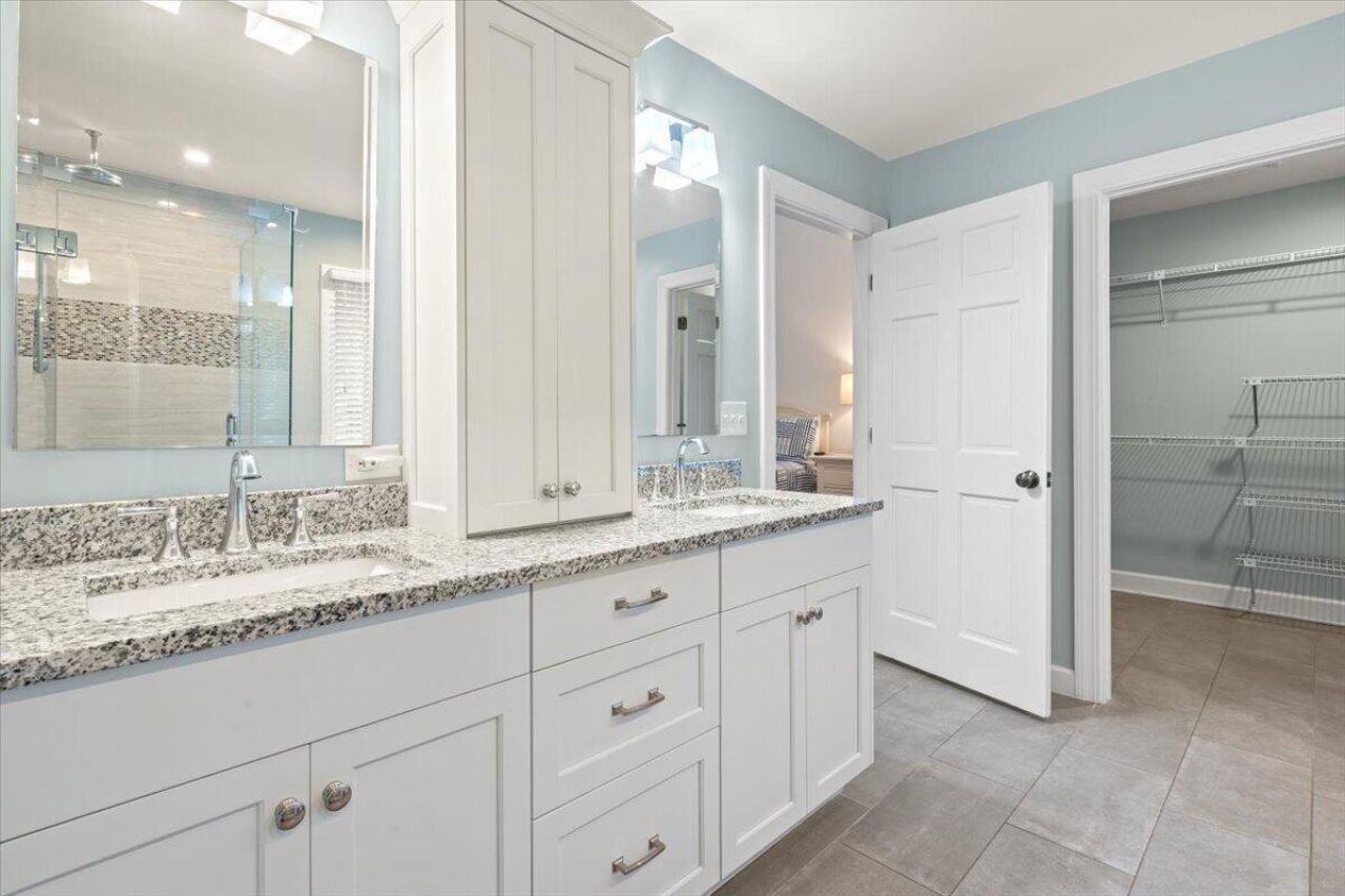 404 Amaranth Road Photo 36