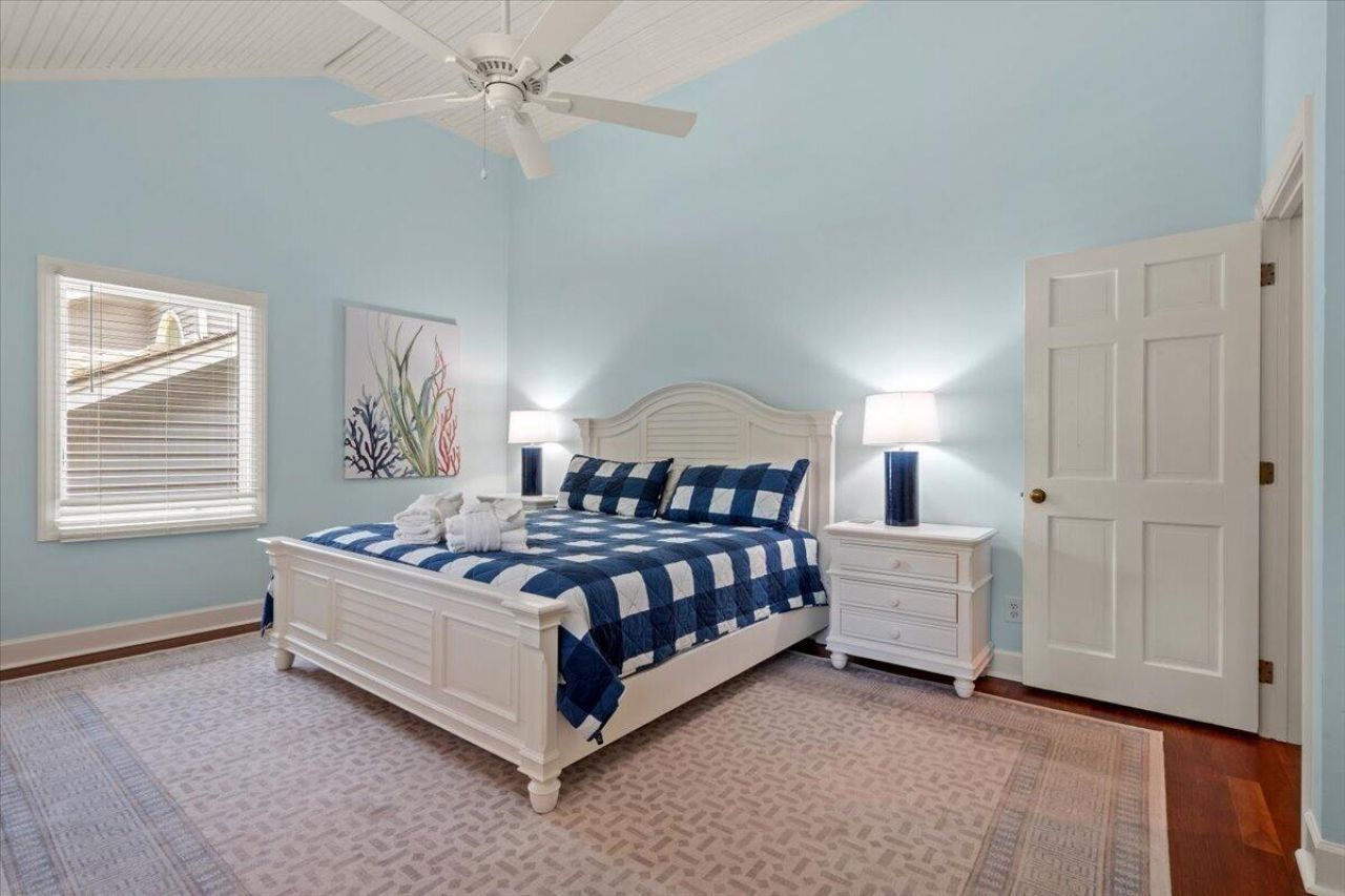 404 Amaranth Road Photo 38