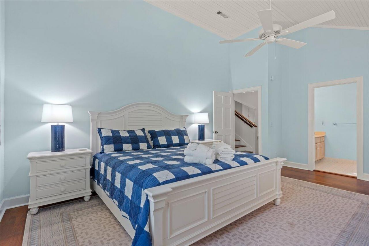 404 Amaranth Road Photo 41