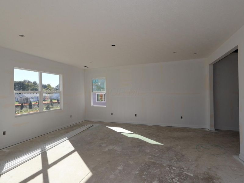 1031 Dawsons Drive, Hebron, OH 43025 Photo 3