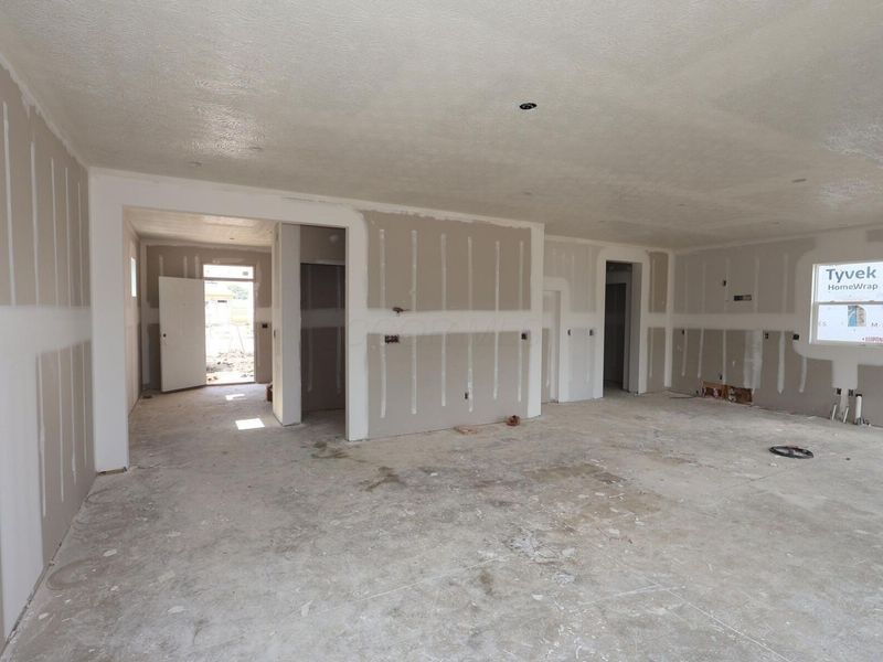 1031 Dawsons Drive, Hebron, OH 43025 Photo 6