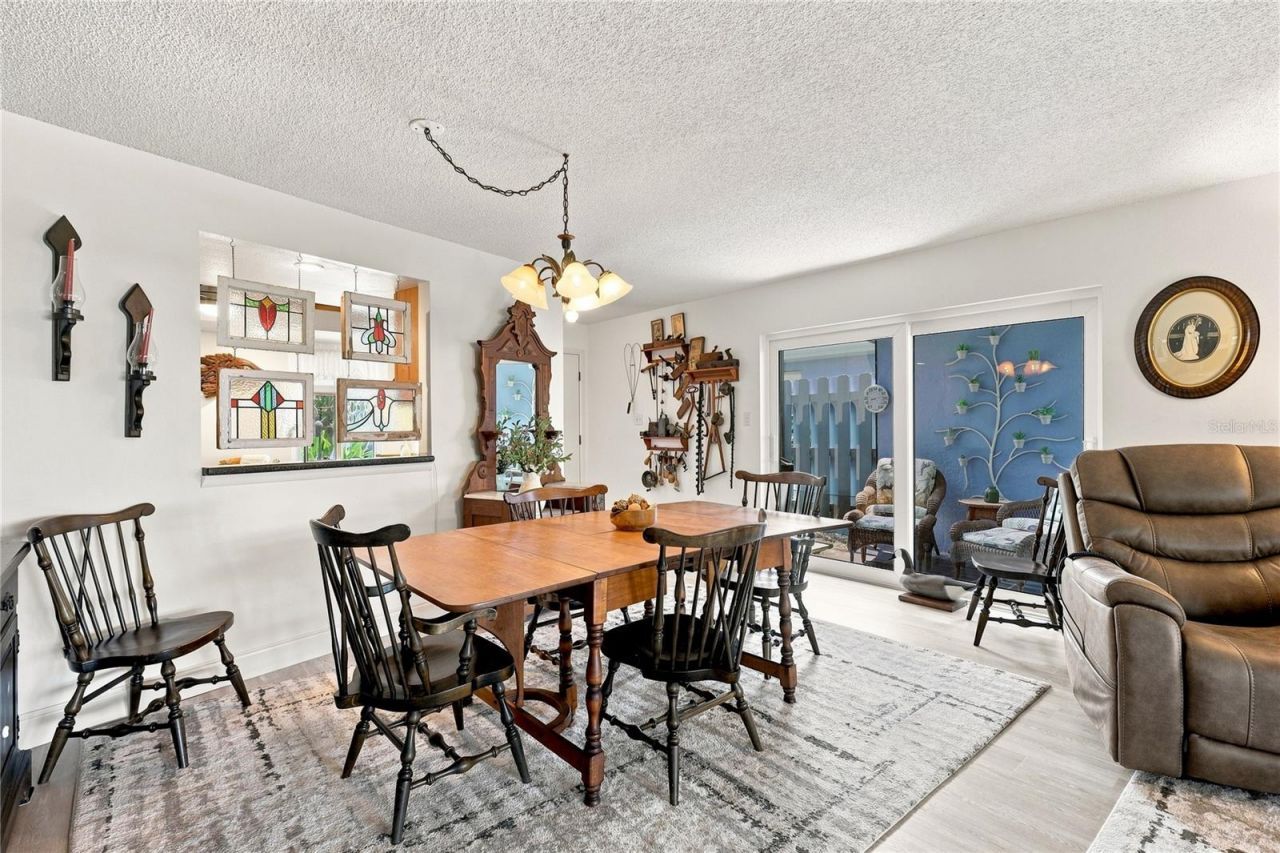 4208 Center Pointe Lane, Unit 27, Sarasota, FL 34233 Photo