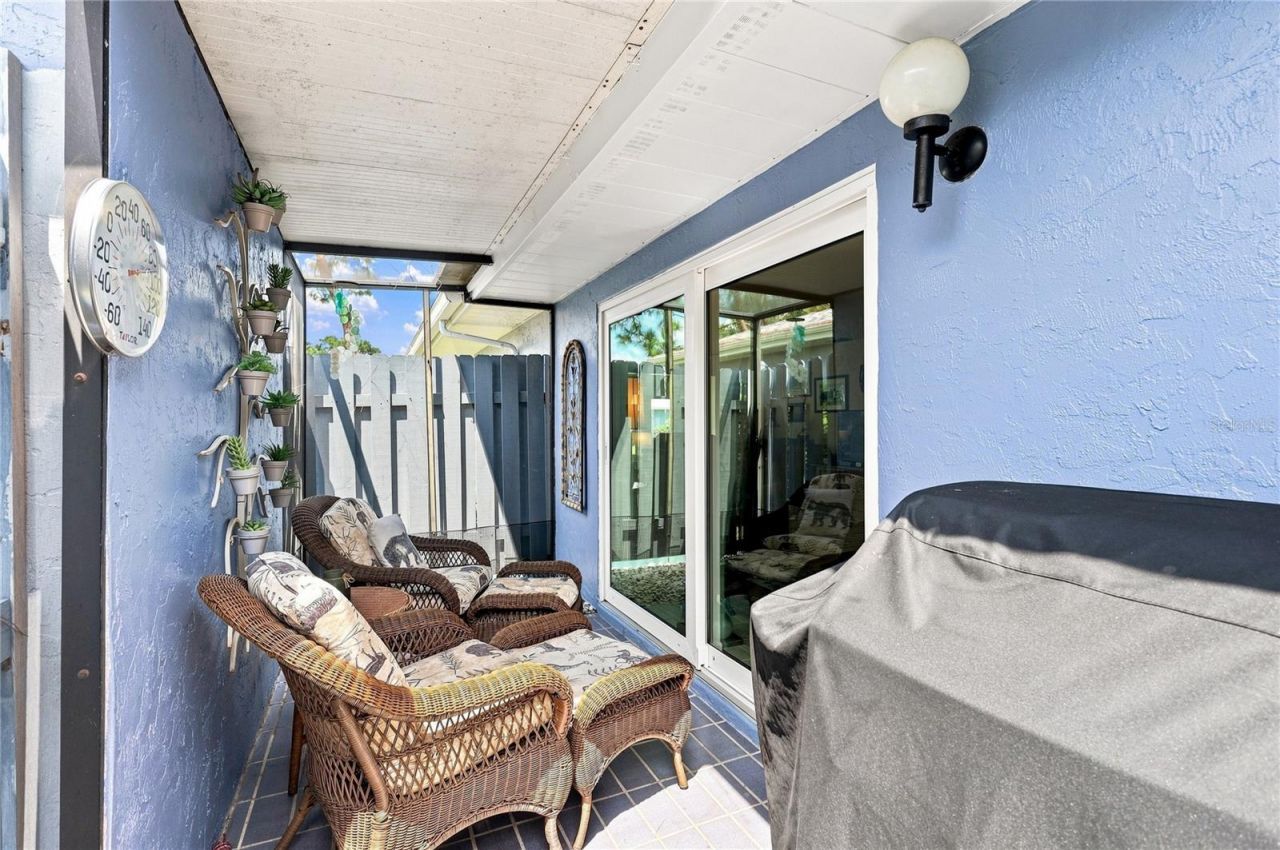 4208 Center Pointe Lane, Unit 27, Sarasota, FL 34233 Photo