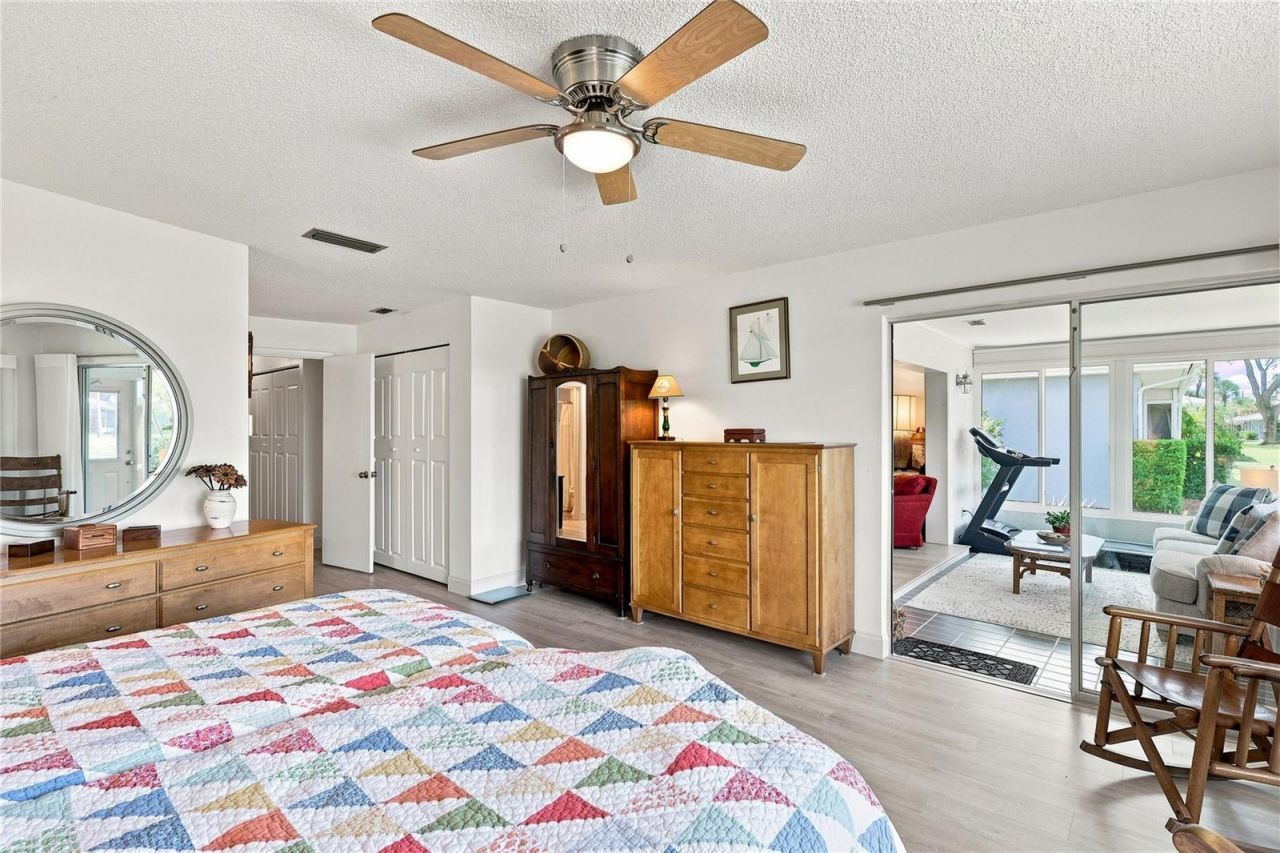 4208 Center Pointe Lane, Unit 27, Sarasota, FL 34233 Photo