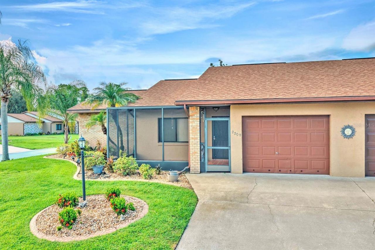 2209 Hidden Creek Circle , Sebring, FL 33870 Photo