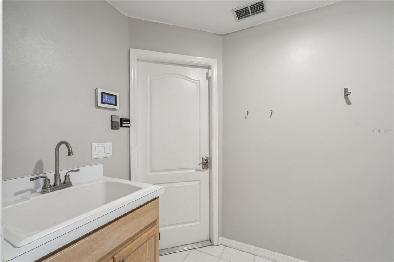 1513 Grassy Ridge Lane, Apopka, FL 32712 Photo