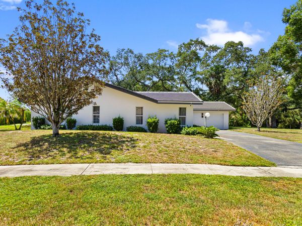 1050 SW 1ST Street, Boca Raton, FL 33486