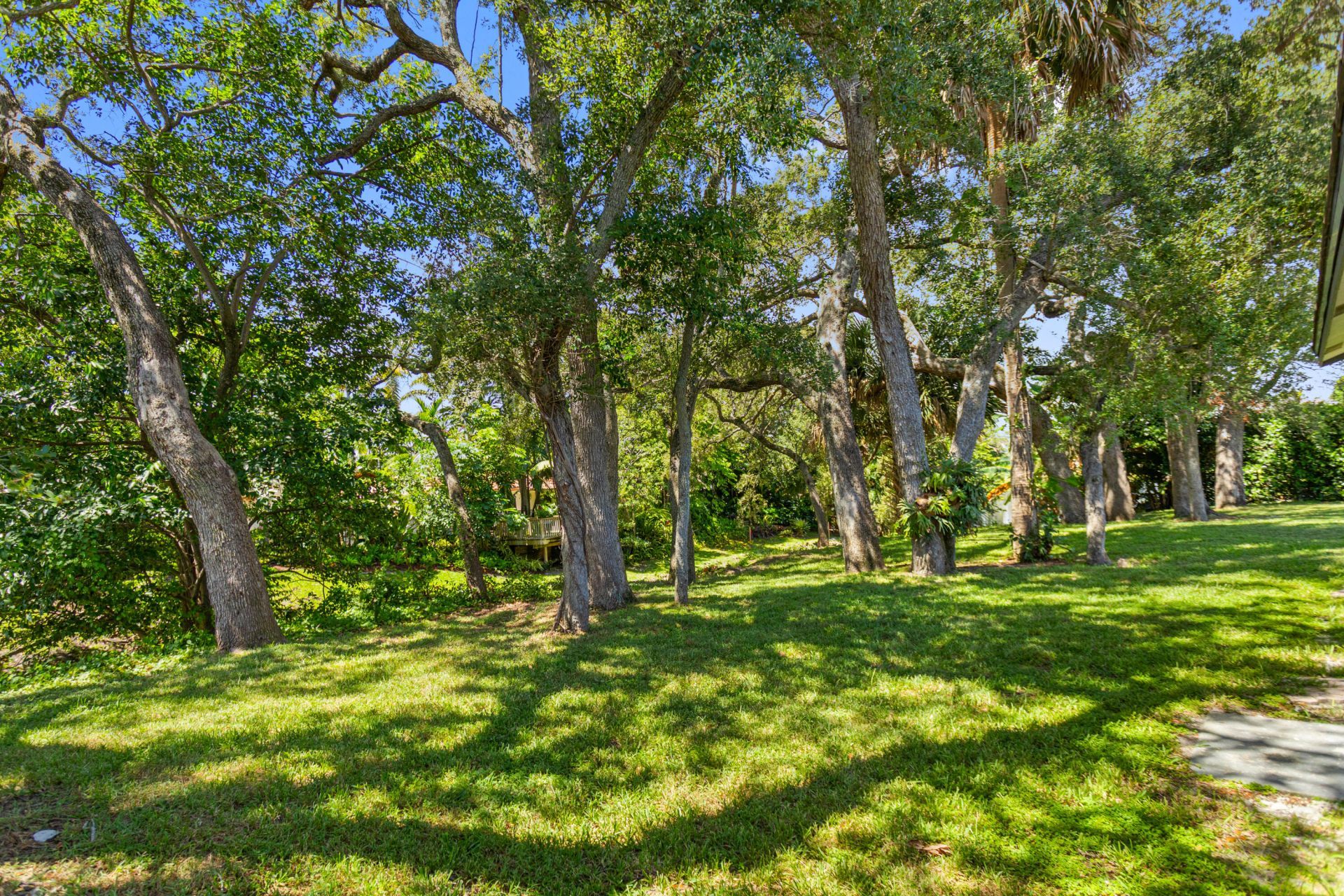 1050 SW 1st Street, Boca Raton, FL 33486 Photo
