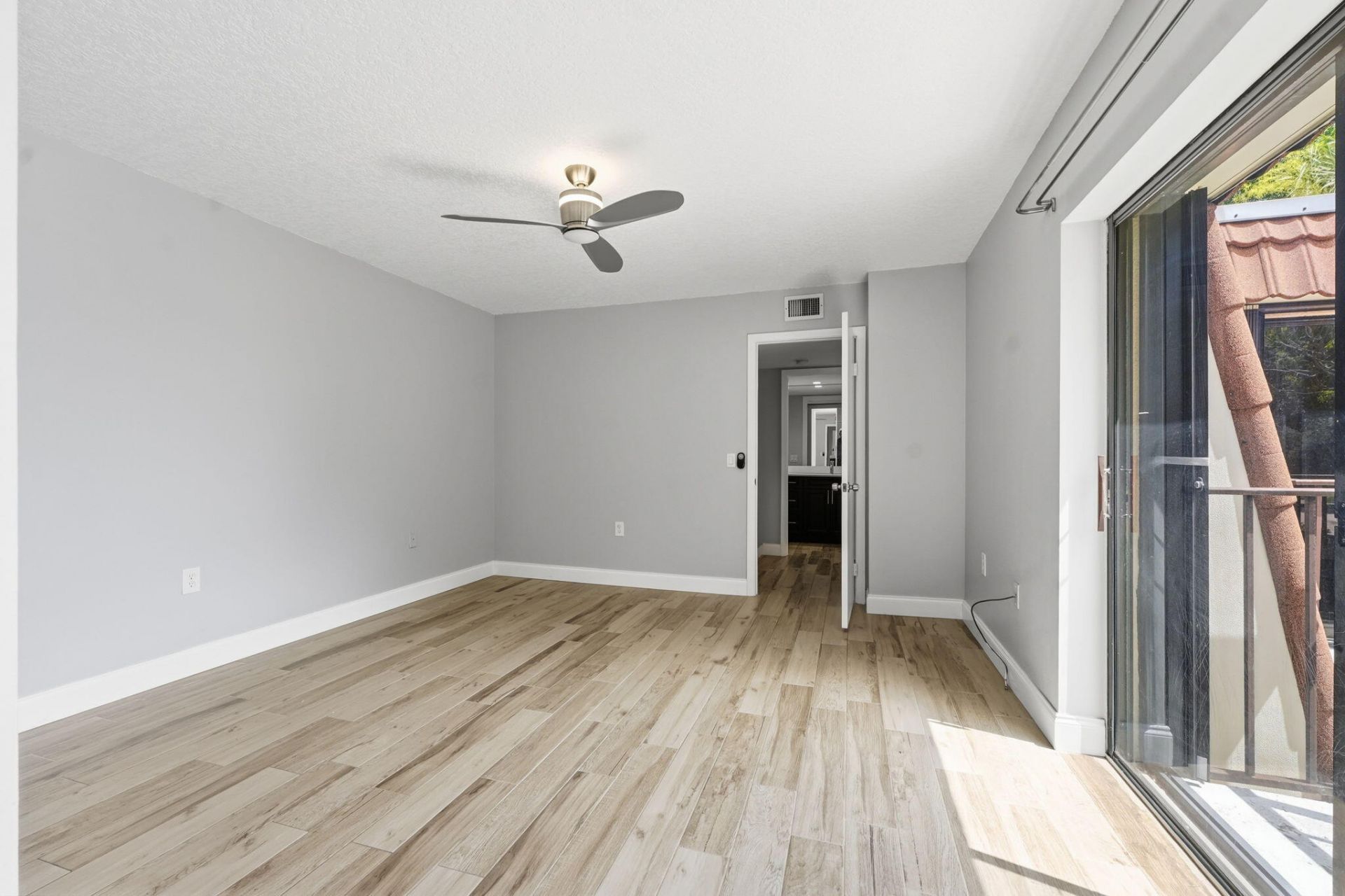 236 Charter Way, West Palm Beach, FL 33407 Photo