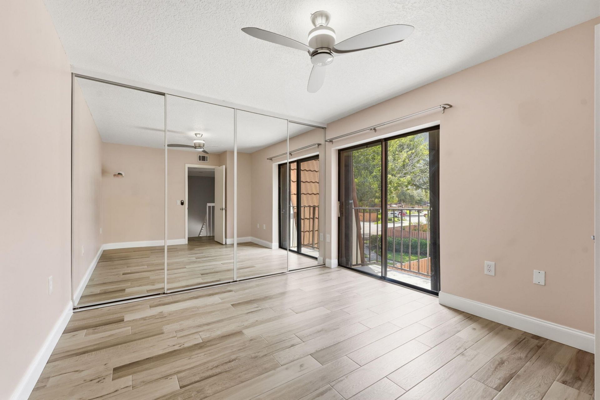 236 Charter Way, West Palm Beach, FL 33407 Photo