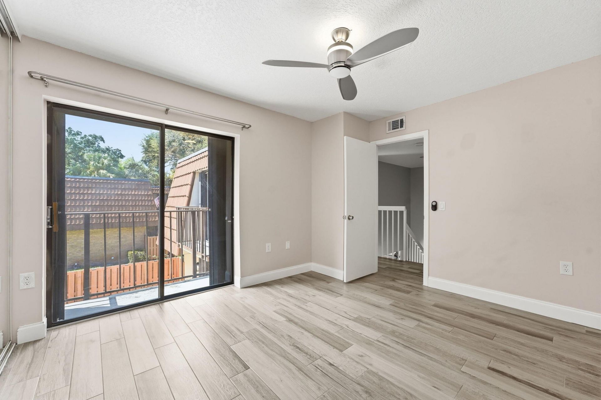 236 Charter Way, West Palm Beach, FL 33407 Photo