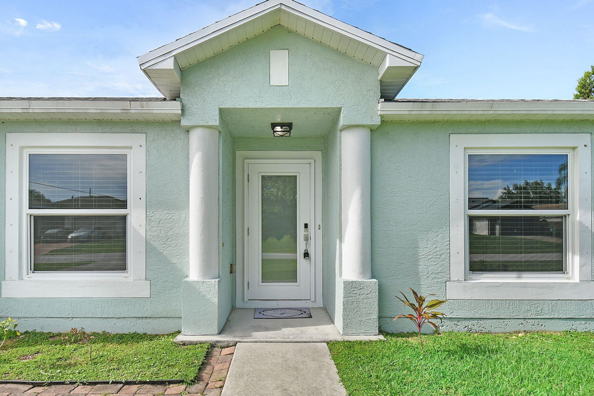 1085 SW Majorca Avenue, Port Saint Lucie, FL 34953 Photo