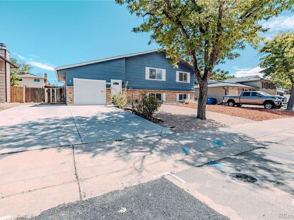1854 S Naples Street , Aurora, CO 80017