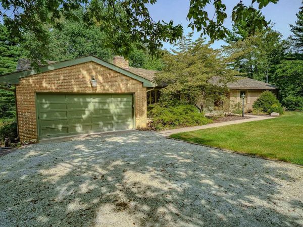30 Brook Hollow Lane, West Lafayette, IN 47906
