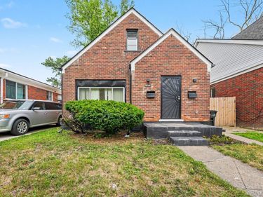 12622 Promenade Street , Detroit, Mi 48213