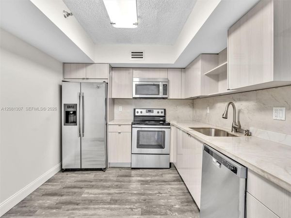 19195 NE 36th Ct , Unit 904, Aventura, FL 33180