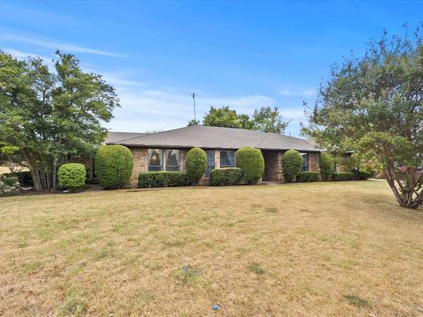 12 Park Central Circle, Rockwall, TX 75087