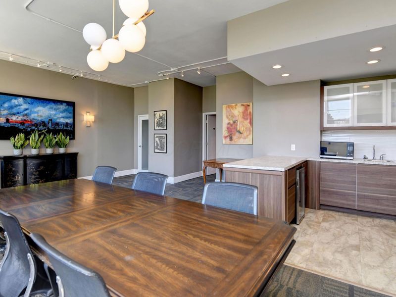 1620 E Broad Street, Unit 1009, Columbus, OH 43203 Photo 22