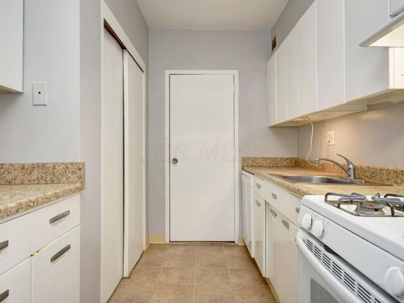 1620 E Broad Street, Unit 1009, Columbus, OH 43203 Photo 7