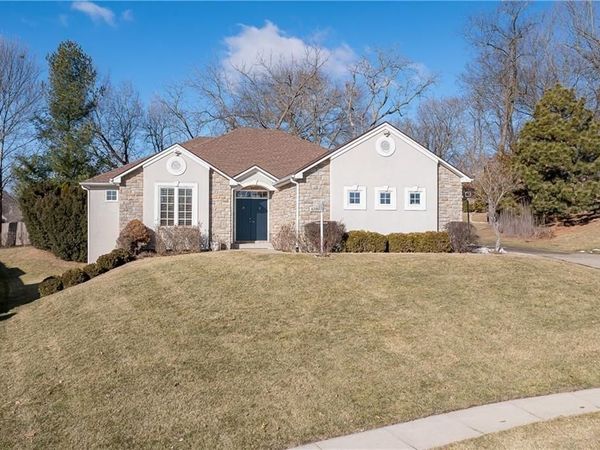 4109 Hidden Valley Drive, St Joseph, MO 64506